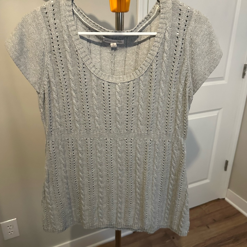 Aeropostale Gray Cap Sleeve Ribbed Blouse